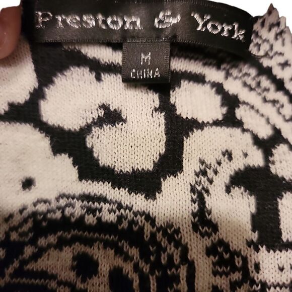 Preston & York Knit Black and White Paisley Top Size M - Picture 6 of 7